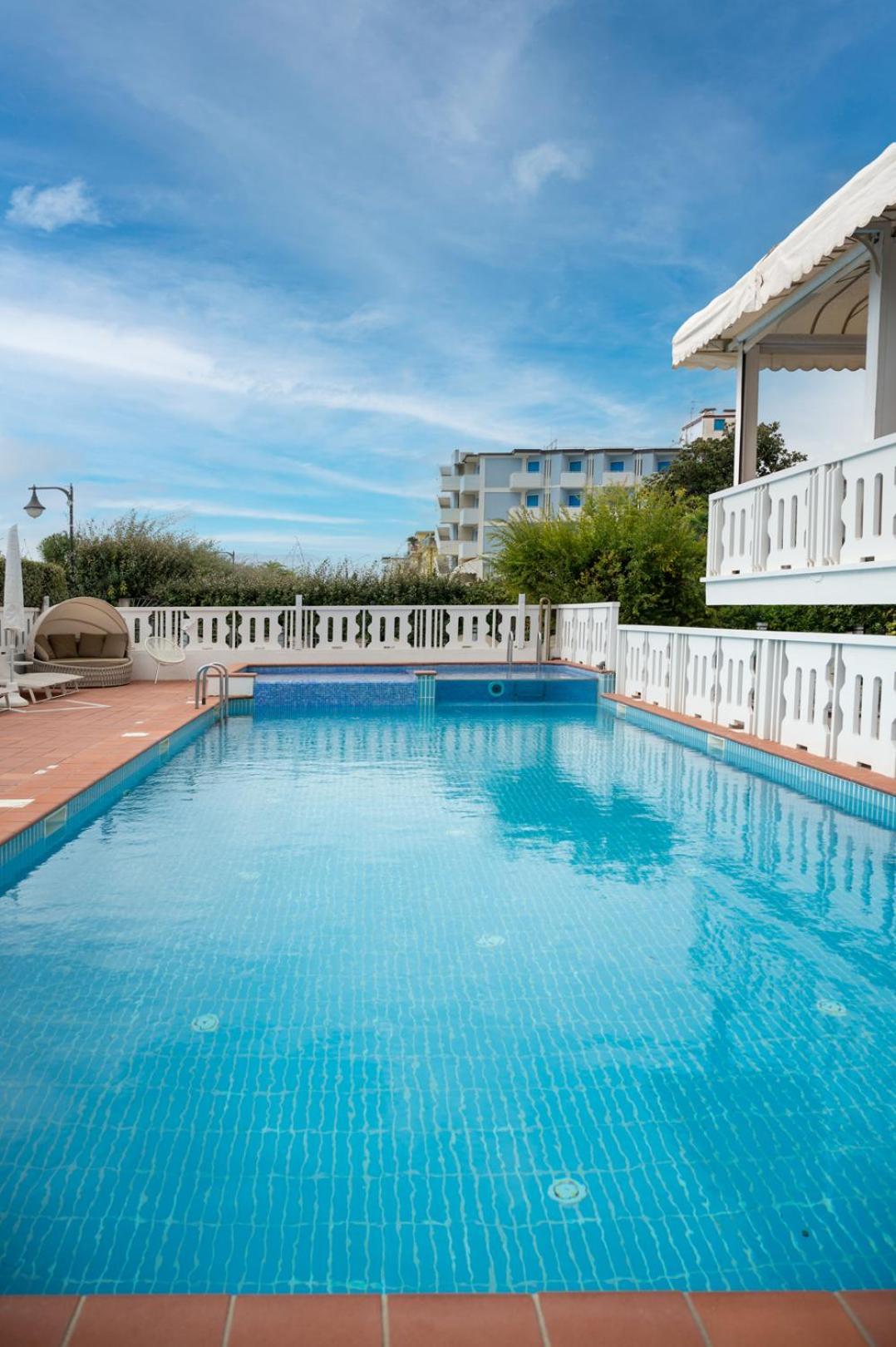 Hotel Savoy Καόρλε Εξωτερικό φωτογραφία